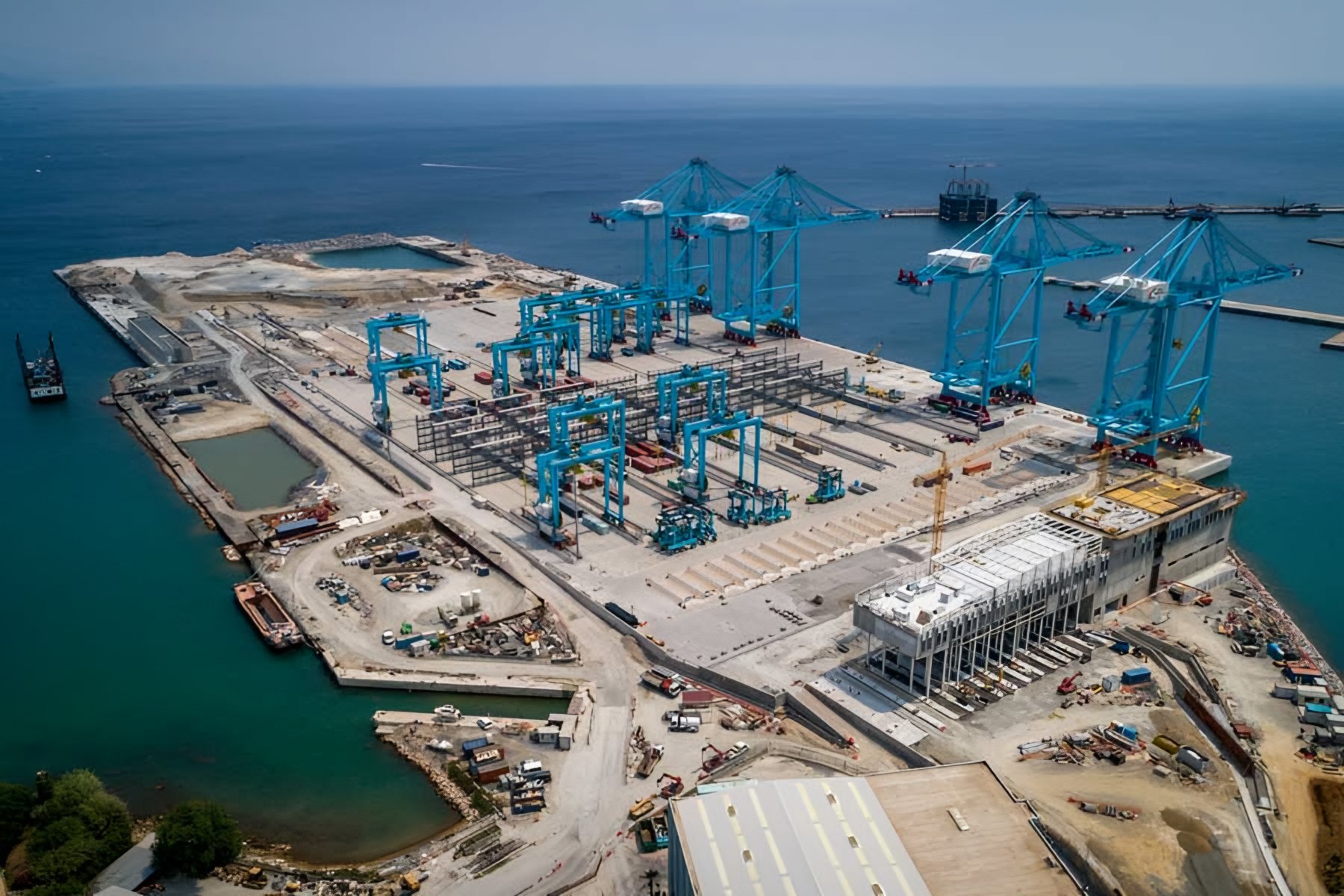 BIM and monitoring on infrastructure sites: controlling what is actually built